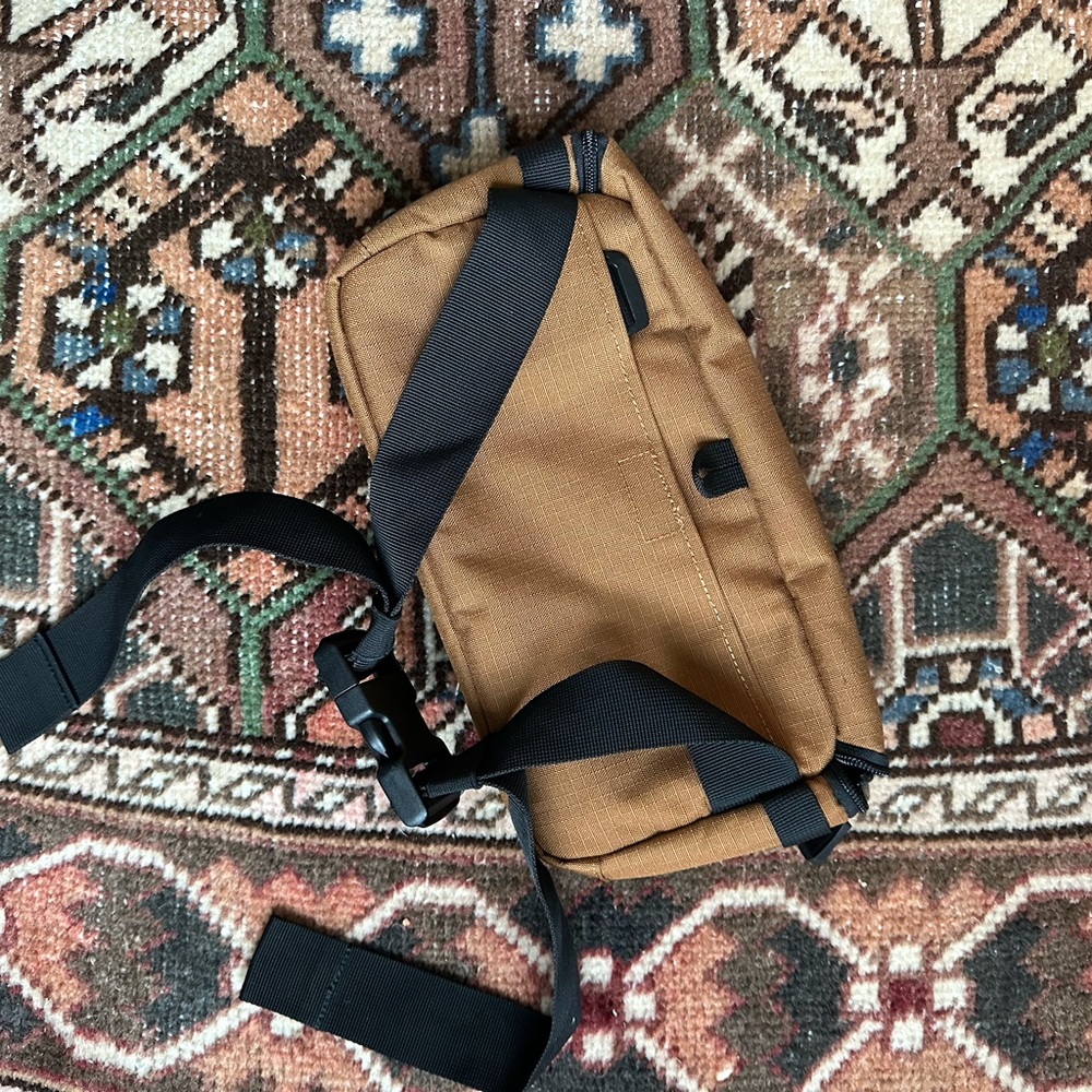 Carhartt Cargo Series Brown Canvas Waist or Sling Bag - Picture 2 of 4